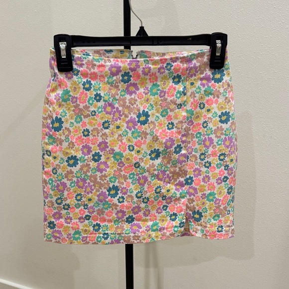 wild fable Dresses & Skirts - Wild Fable Floral Mini Skirt - Multicolor